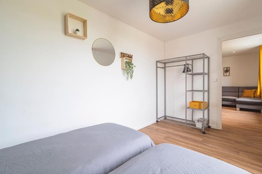 "Le Chaleureux" Appartement Pour 4 Personnes Isles-sur-Suippe Ngoại thất bức ảnh